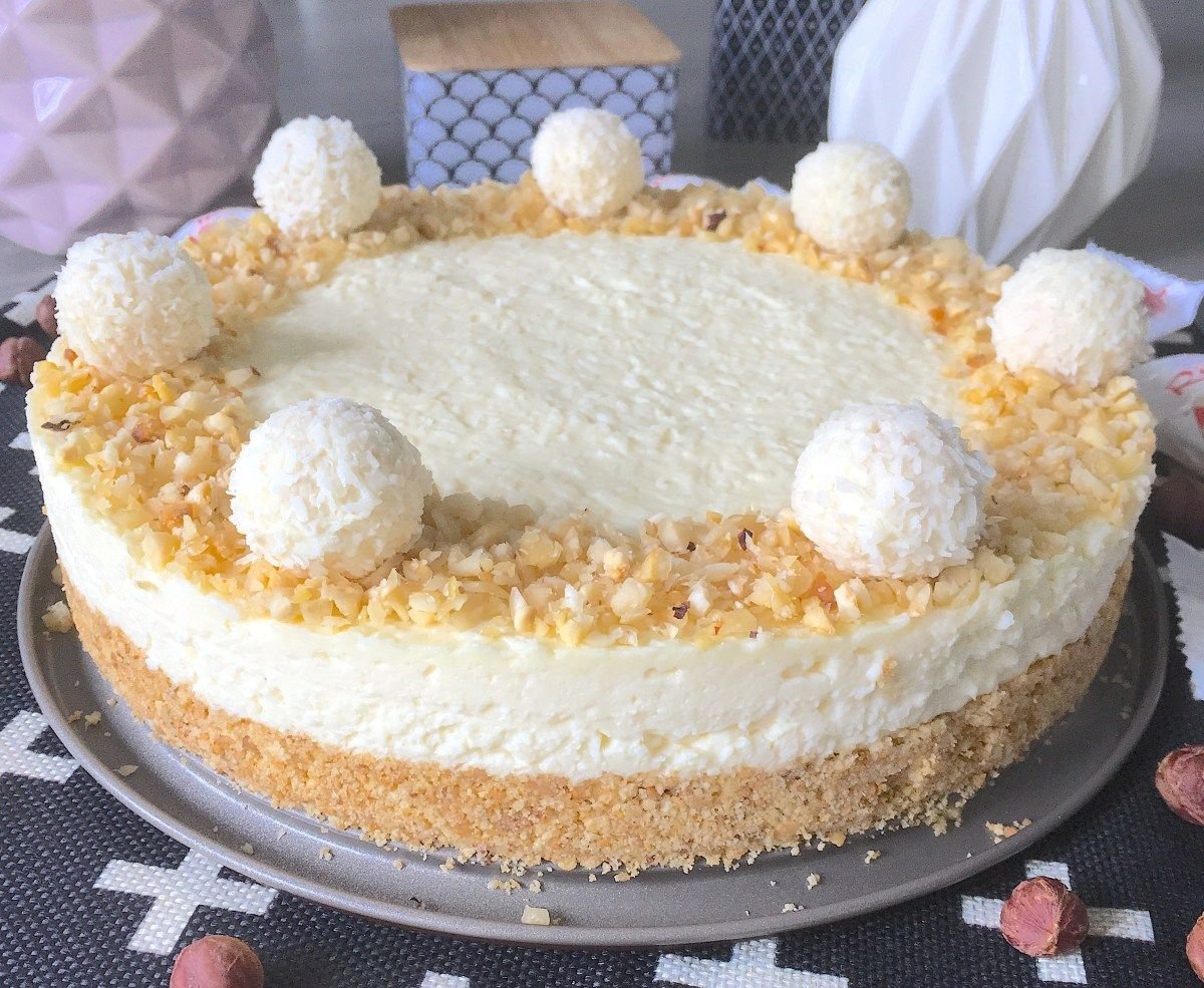 Бисквитный торт Рафаэлло