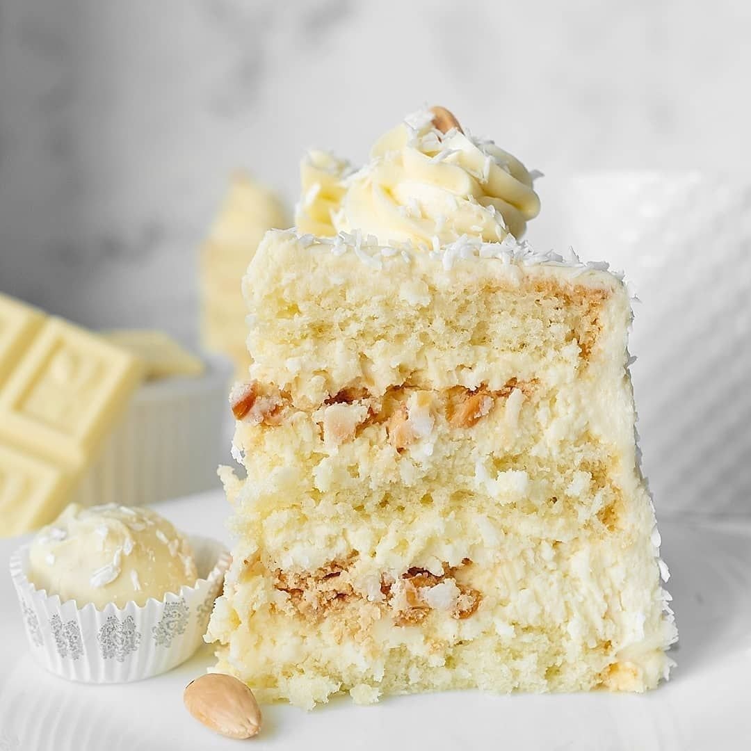 Торт клубничный поцелуй ваниль