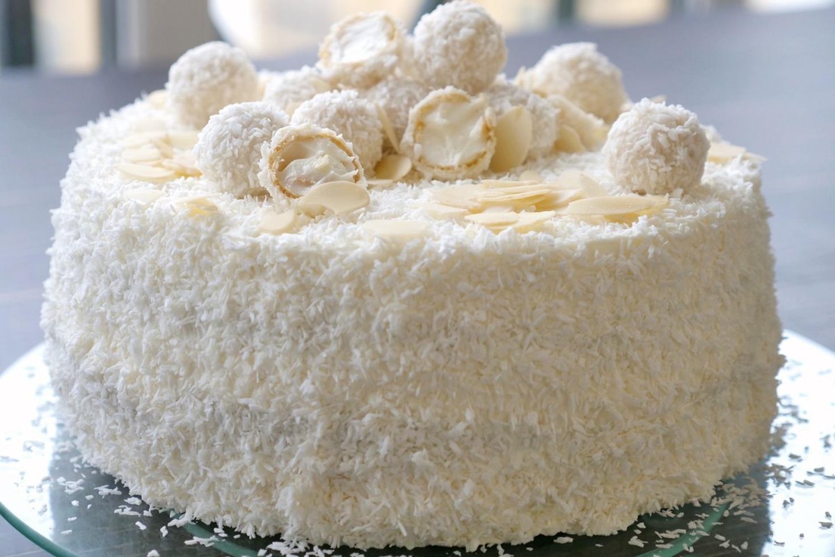 Торт Наполеон с кокосовой стружкой
