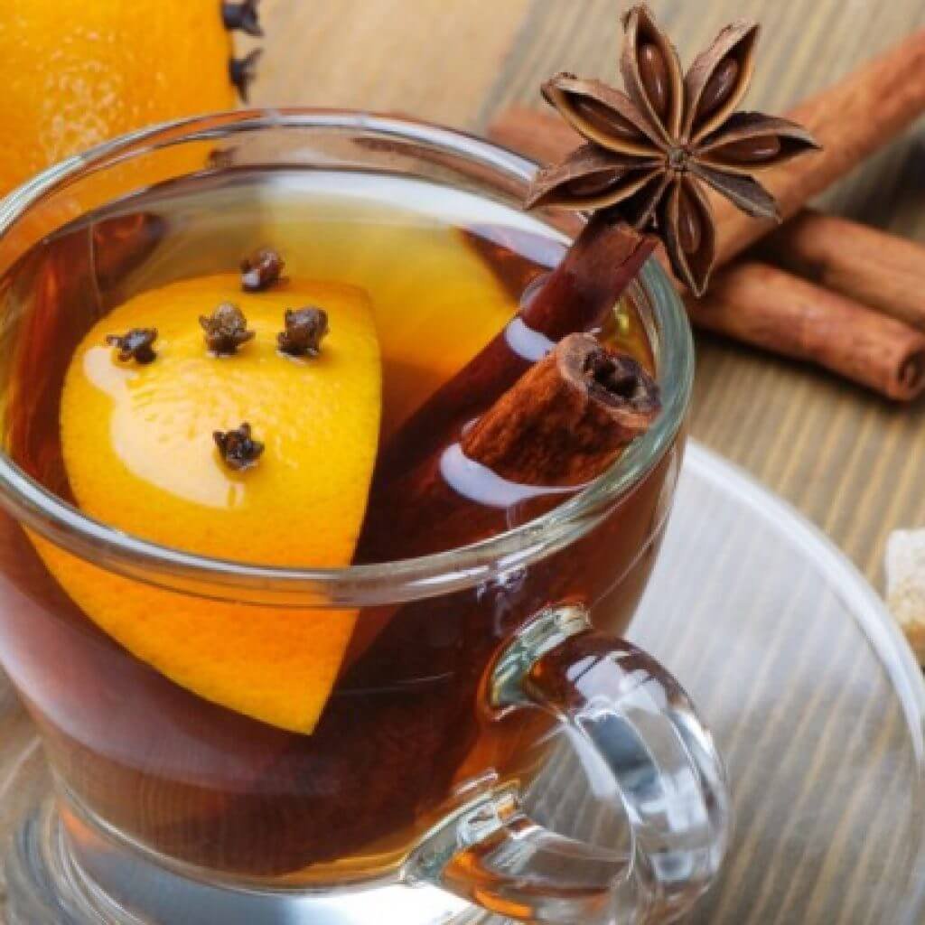 Чай с коньяком рецепт. Чай с апельсином. Чай с бадьяном. Чай с апельсином и корицей. Чай с апельсином и гвоздикой.