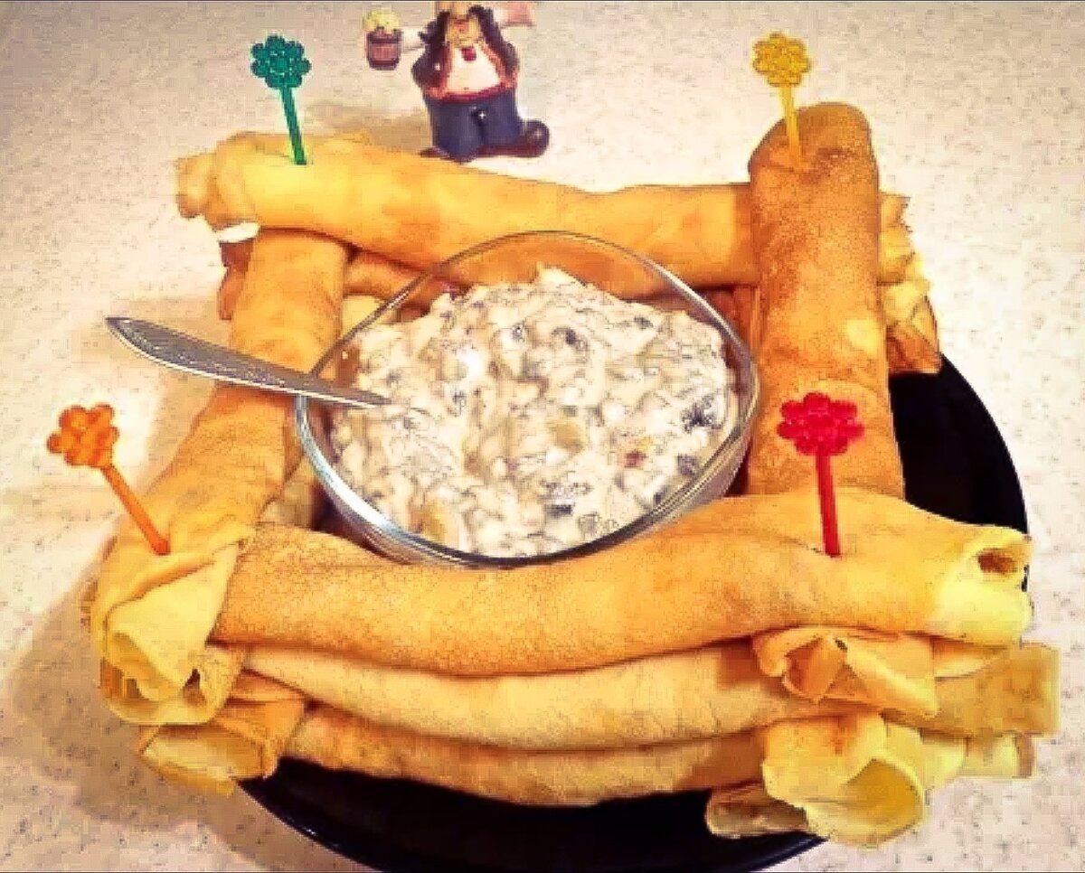 Оригинальная подача блинов на Масленицу