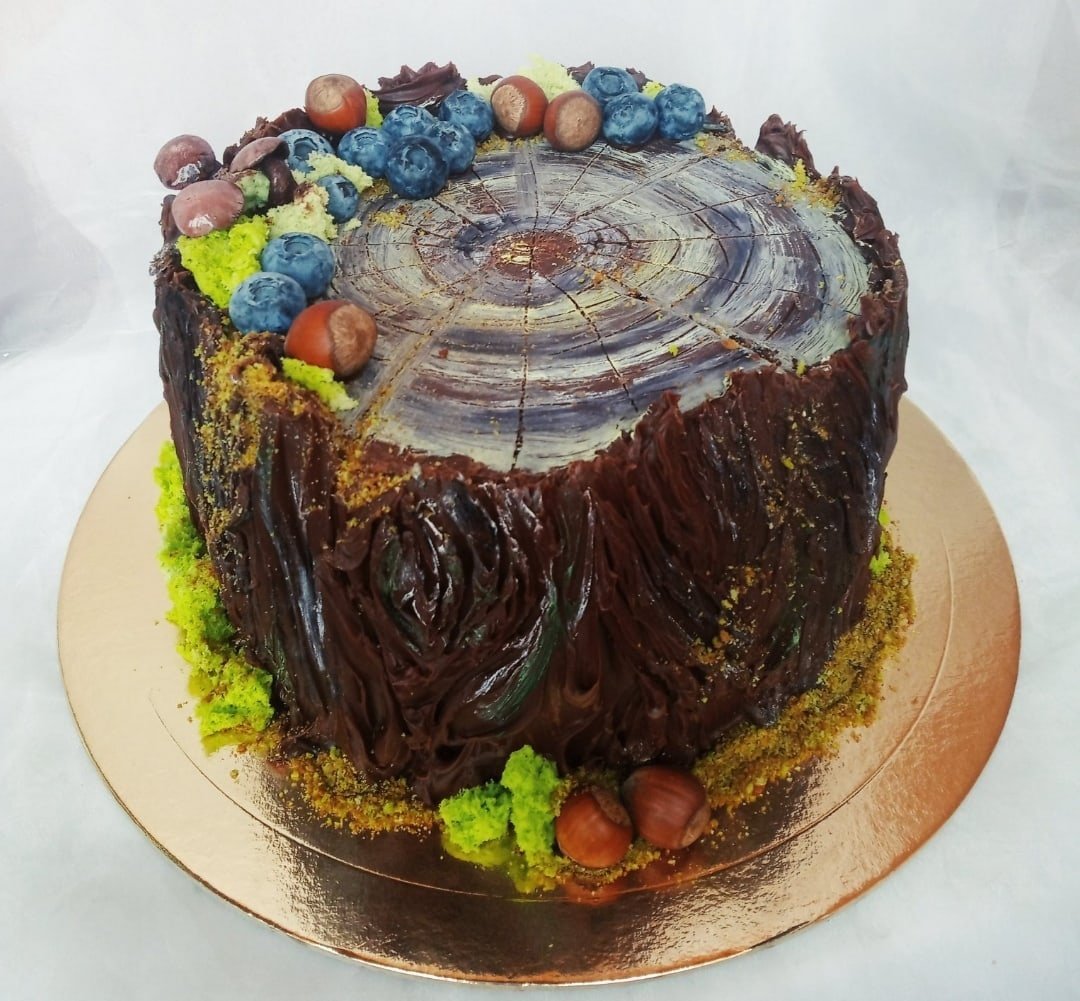 Торт пенек с грибами