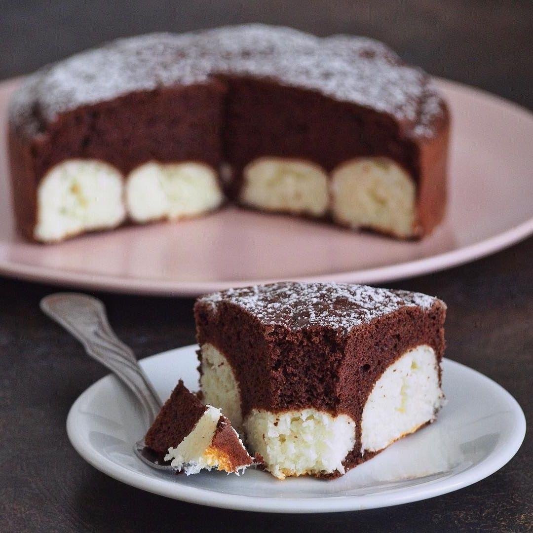 Кухне шоколадный пирог. Шоколадный Брауни манник. Шоколадно кокосовое Брауни. Шоколадно творожный пирог. Шоколадно творожный торт.