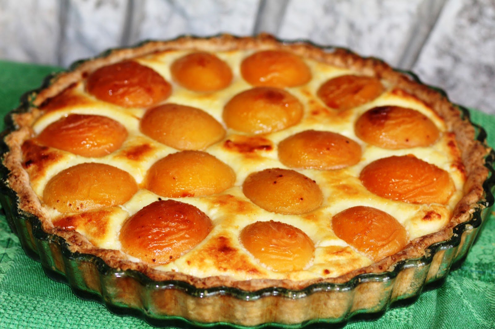 Пирог с абрикосами от Юлии Высоцкой