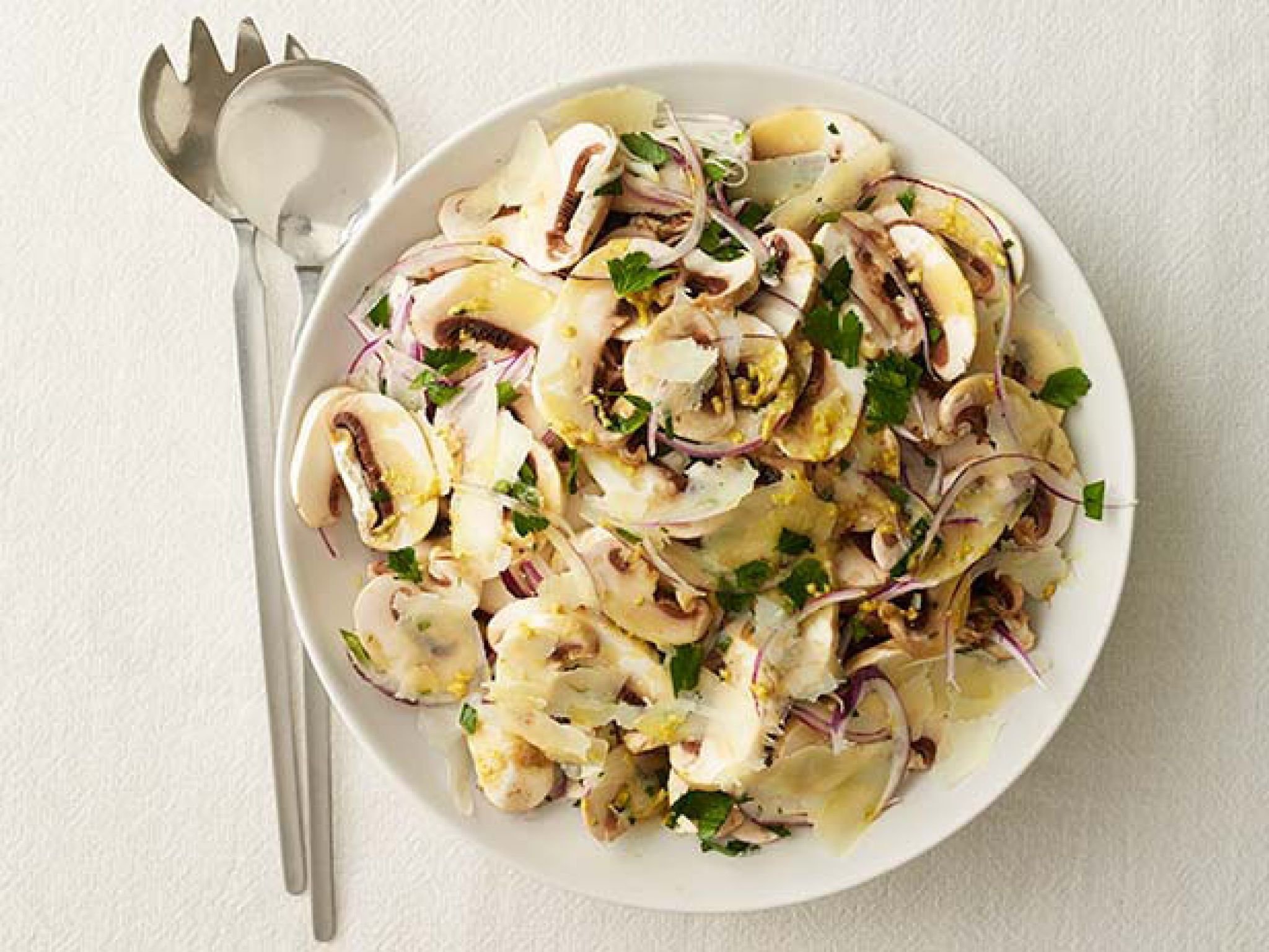 Салат с шампиньонами и картошкой