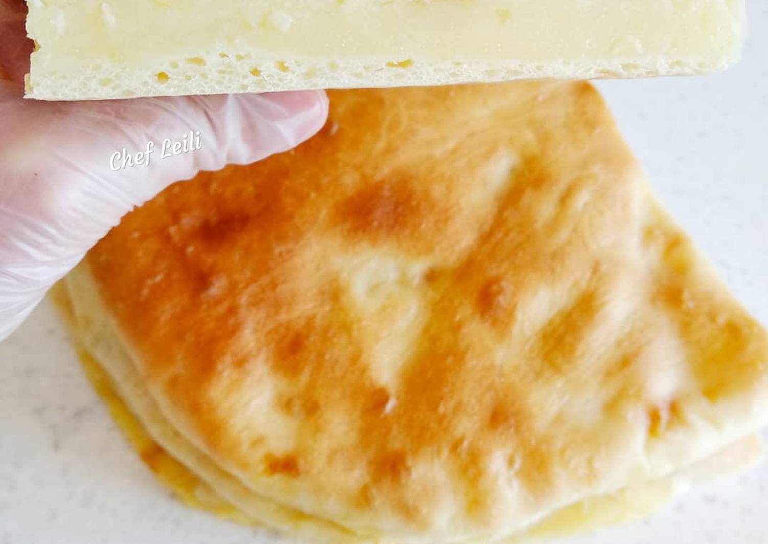 Осетинское тесто на кефире. Осетинские пироги бездрожжевые. Тесто на осетинский пирог. Тесто на осетинские пироги на молоке. Тесто на пирог осетинский с молоком.
