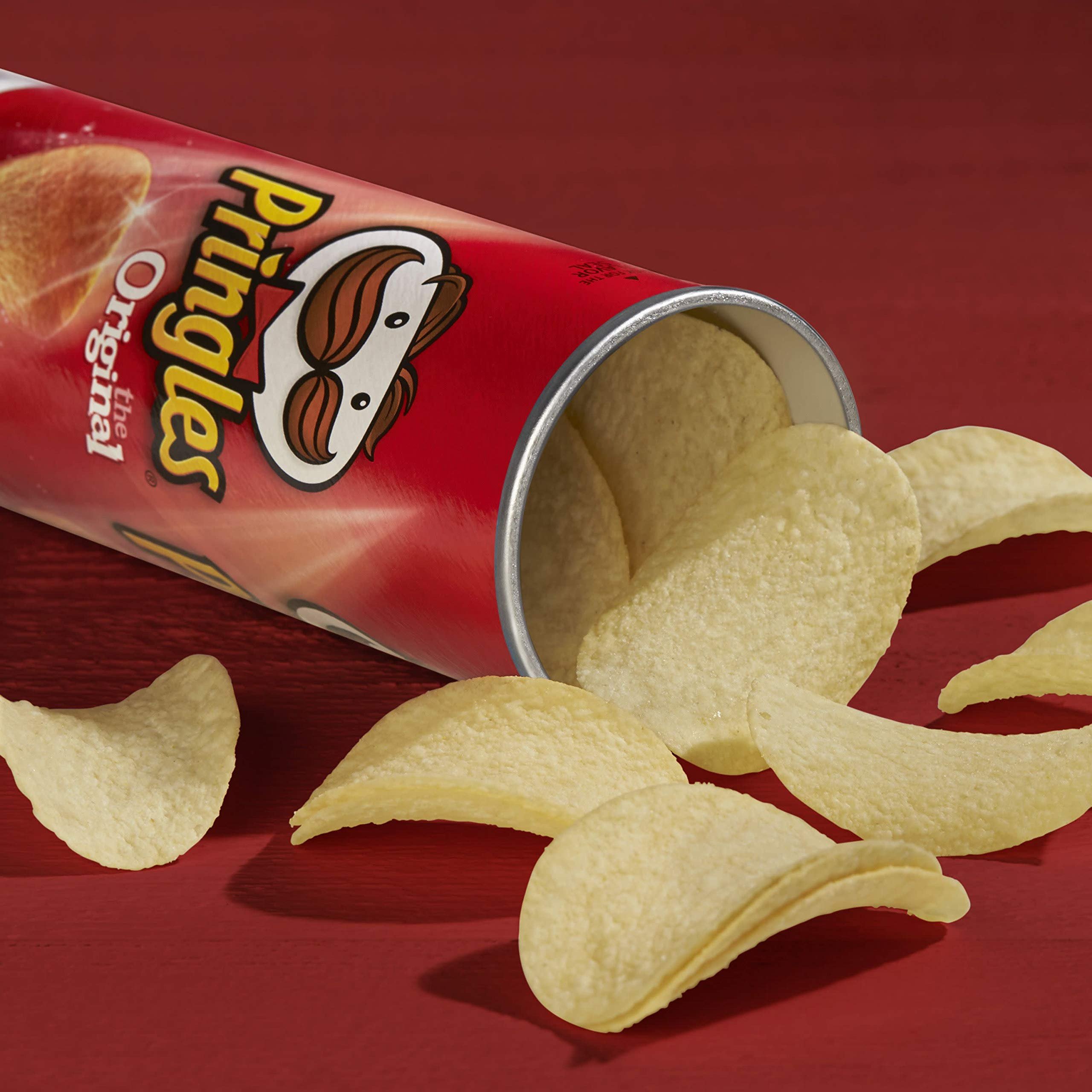 Чипсы топ 10. Чипсы Pringles Original - 165g. Pringles Chips 165gr. Принглс 165 оригинал. Принглс Potato Chips.