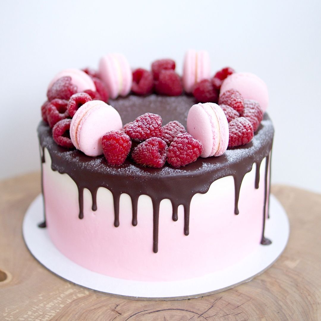 Шоколадно ягодный торт