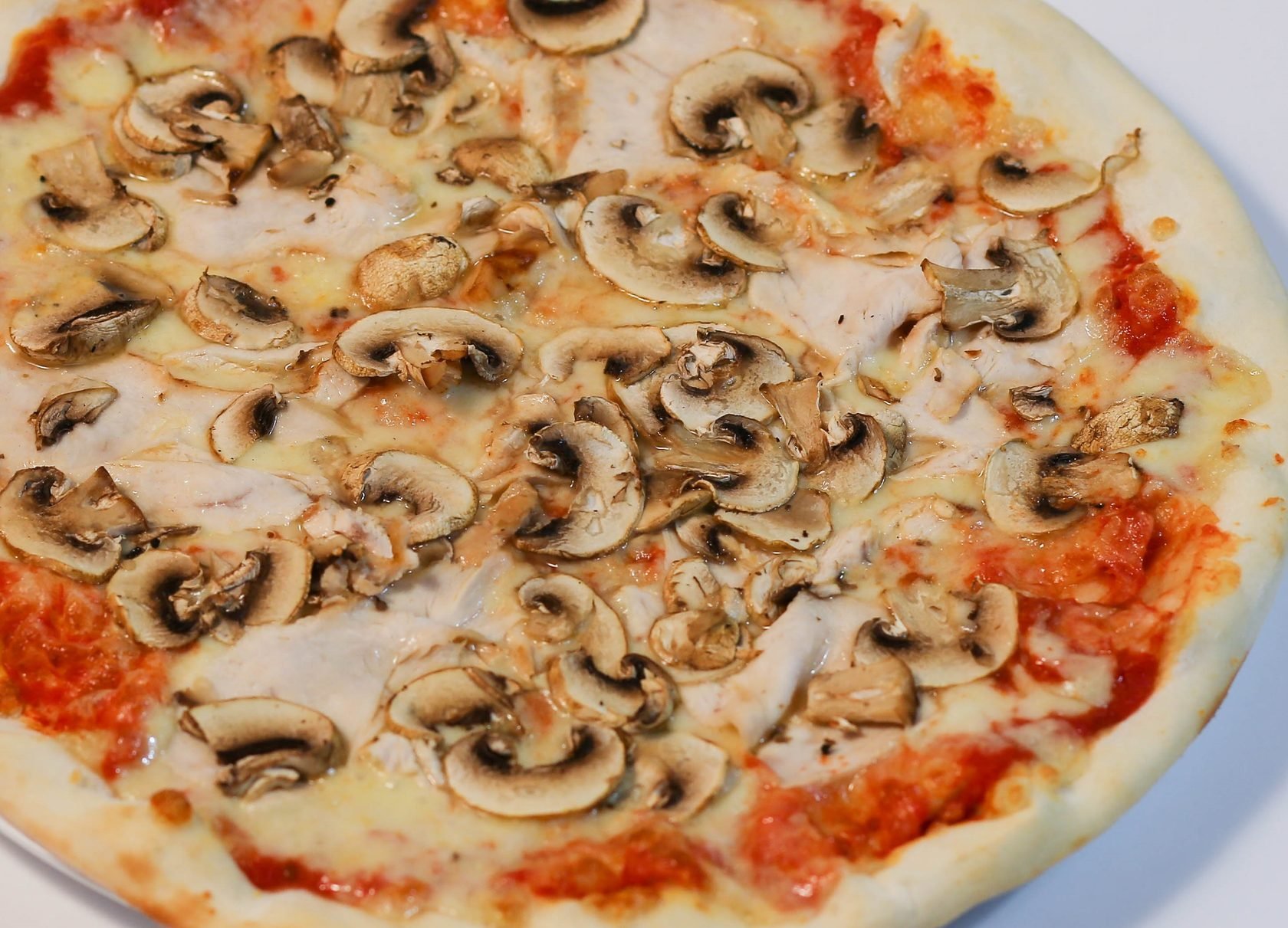 грибная пицца с белым соусом рецепт (120) фото