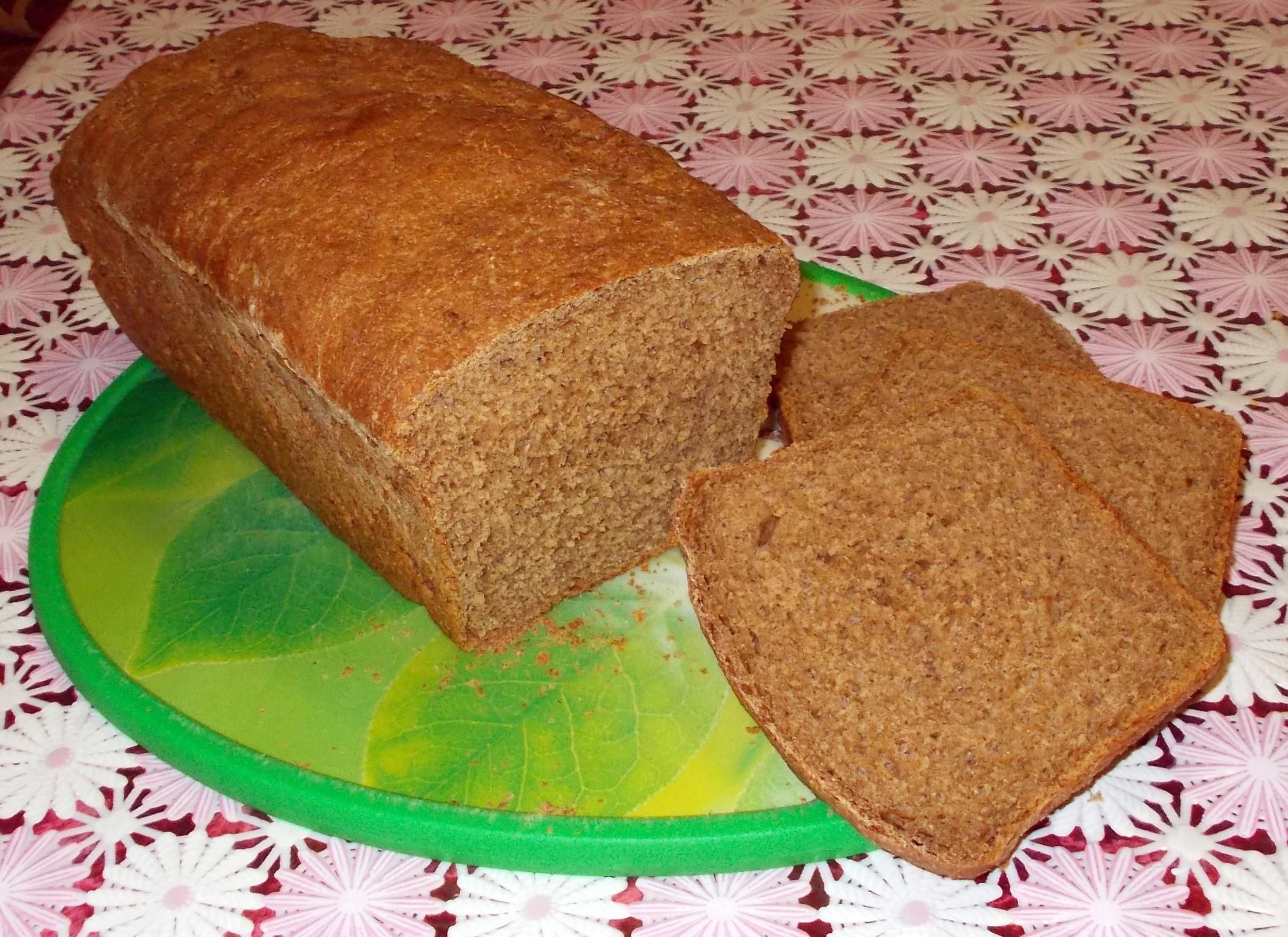Хлеб с пшеничным солодом. Ржаной хлеб. Солод для хлеба. Хлеб с солодом в хлебопечке. Хлеб ржаной с солодом.