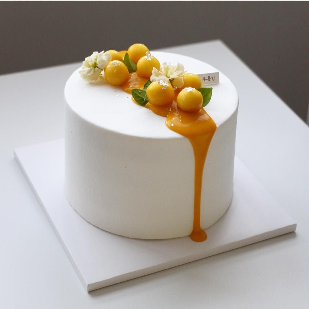 Торт малиновый Бриз