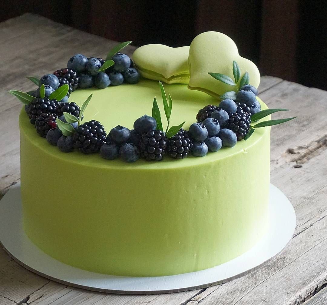 Торт с черничным кремом чиз
