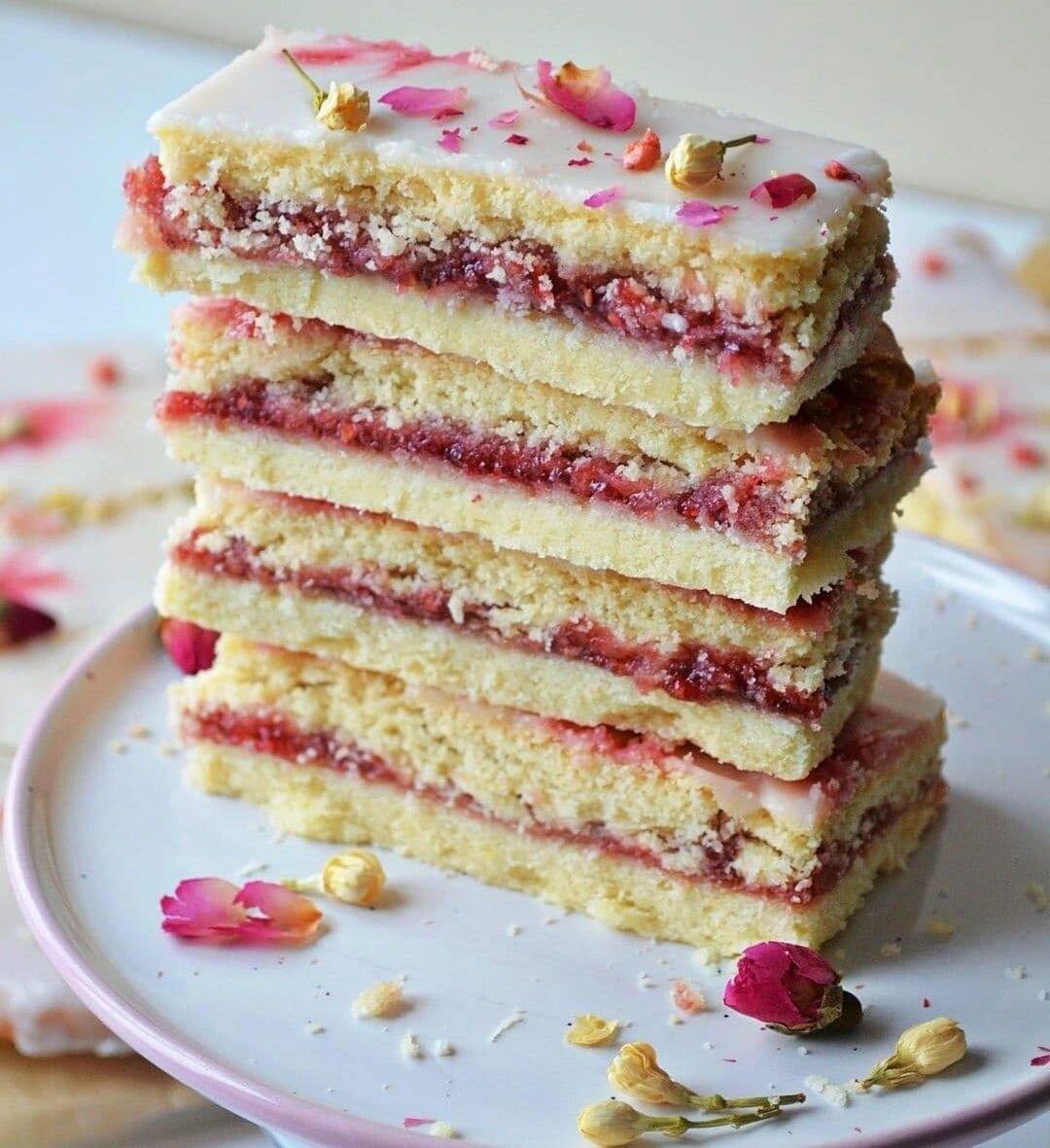 Печенье песочное Лакомка