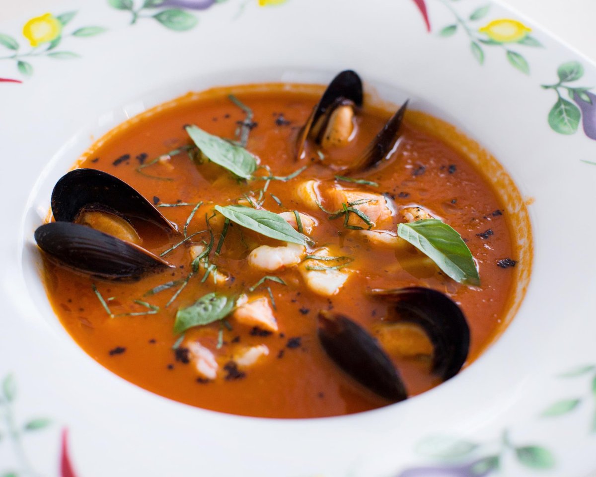 Итальянский суп с морепродуктами