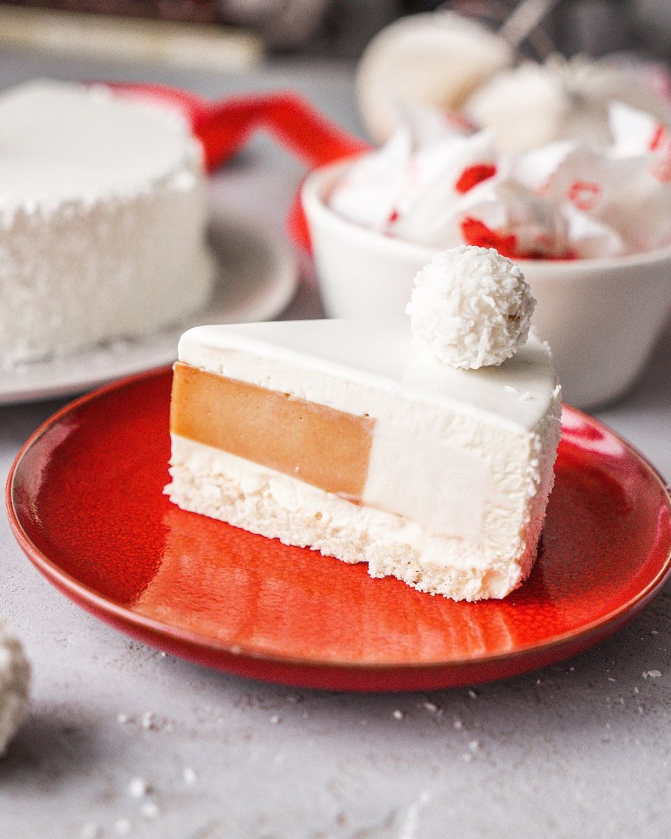 Торт Рафаэлло с кокосовой стружкой