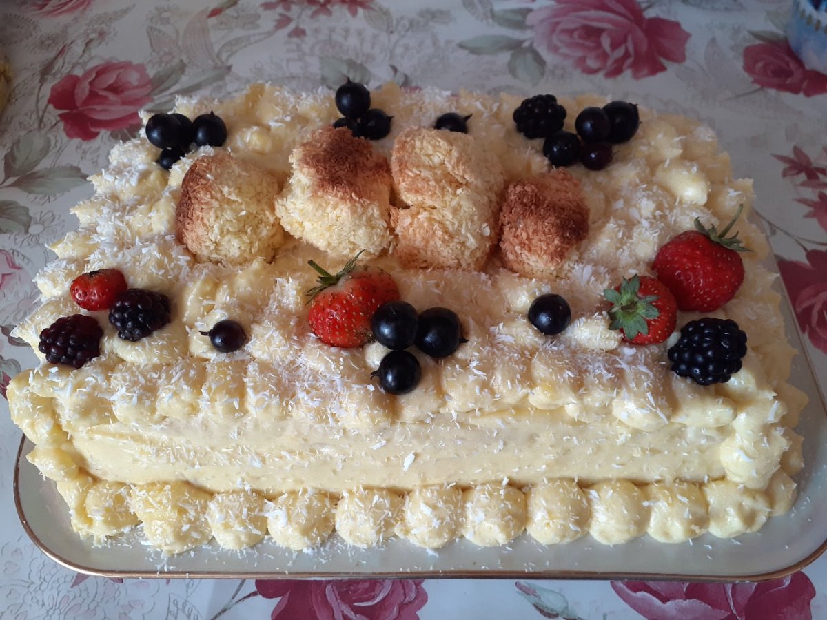 Торт Рафаэлло Наполеон