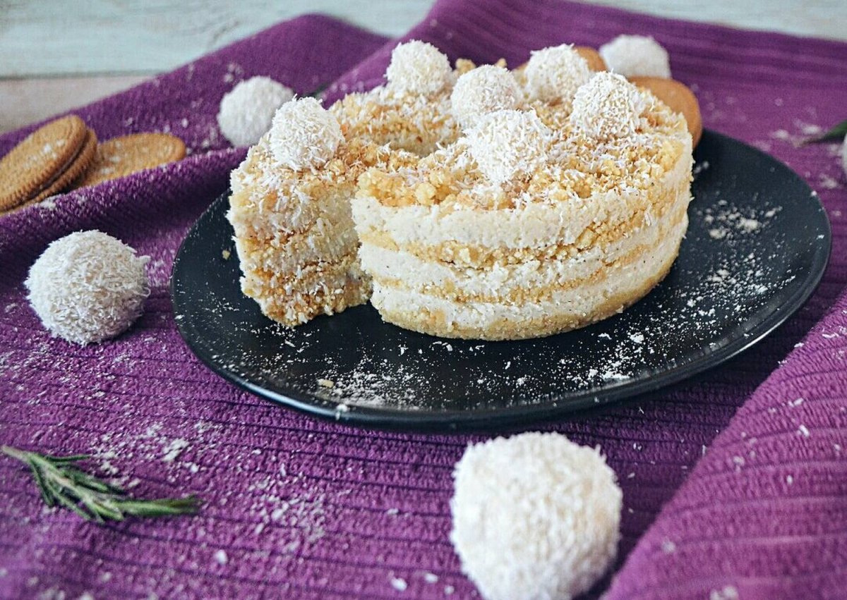 Торт Рафаэлло с кокосовой стружкой
