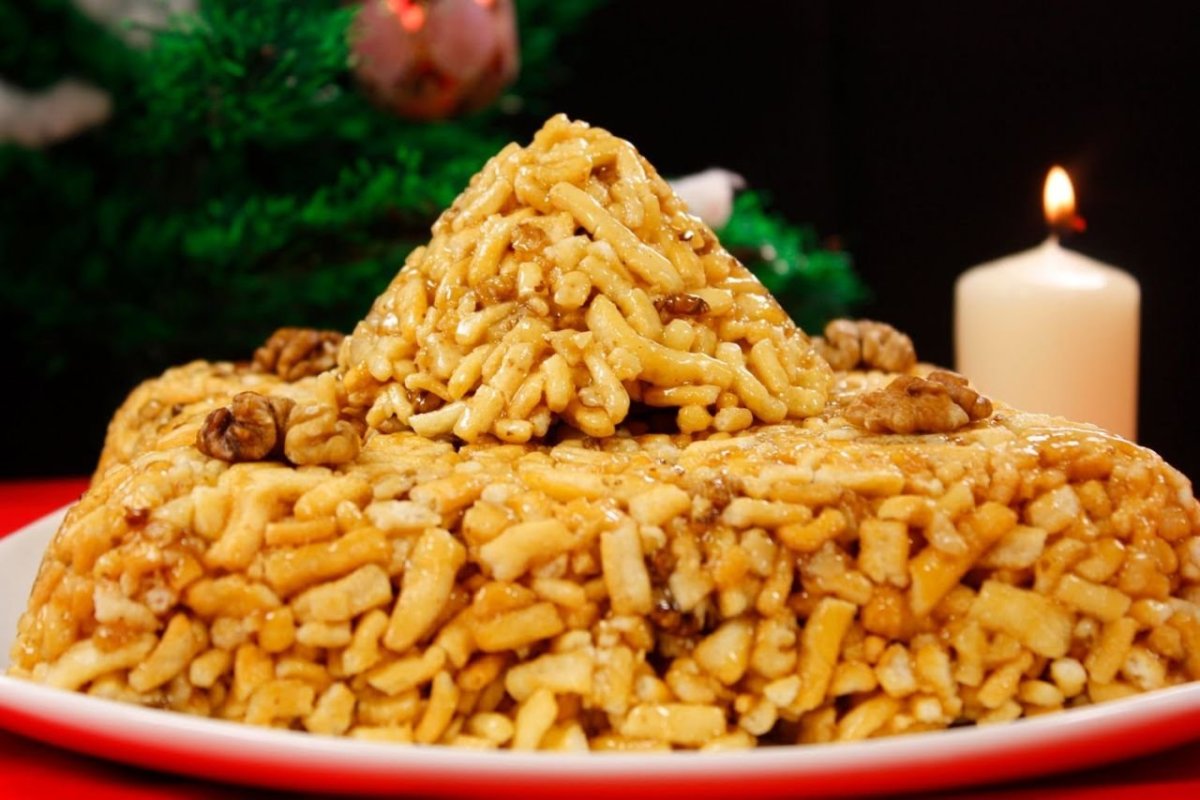 Татарское национальное блюдо Чак-Чак