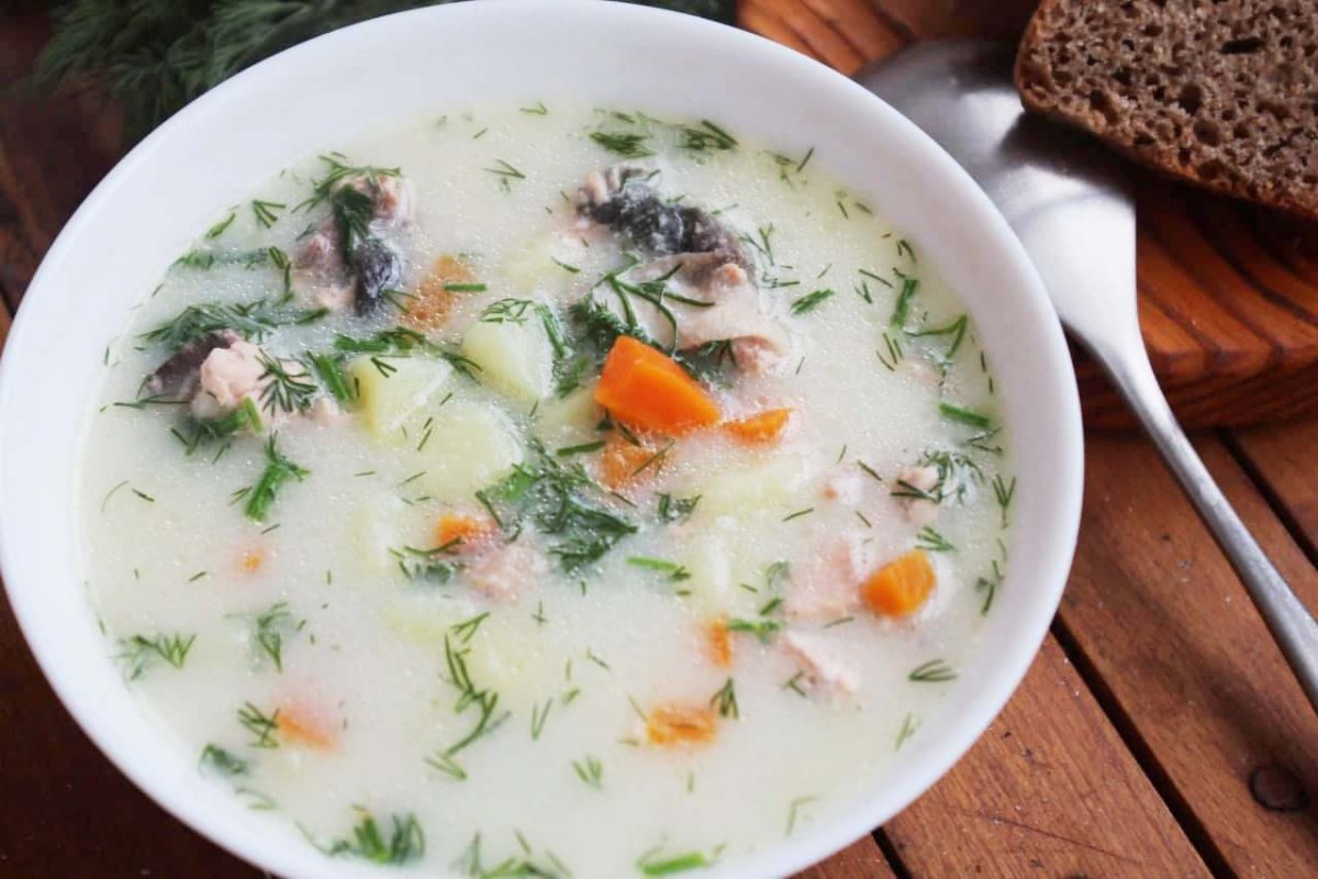 Рыбный суп со сливками по фински