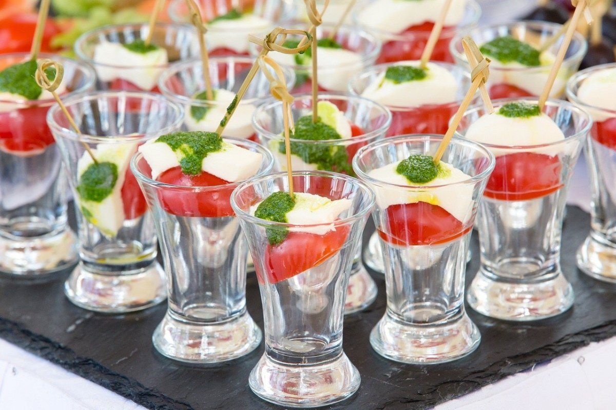 Фуршетные закуски на праздничный стол