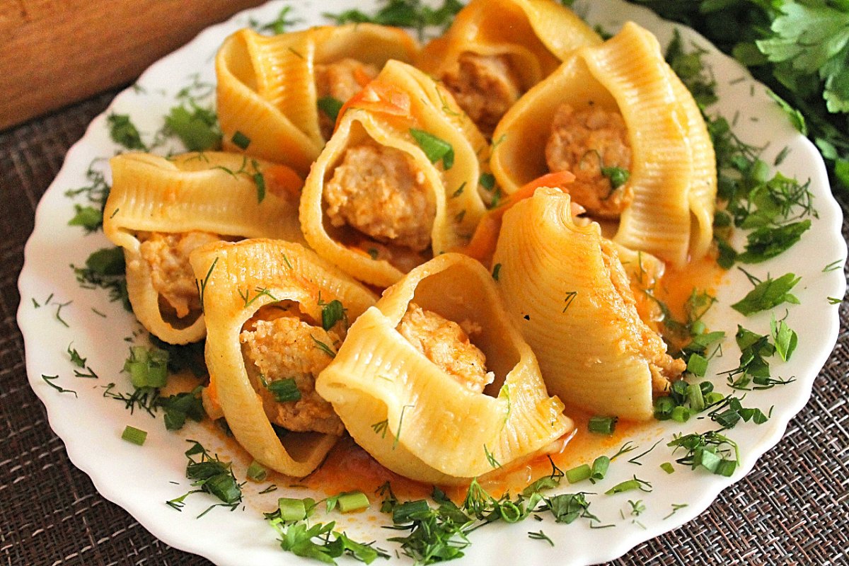 Фаршированные макароны