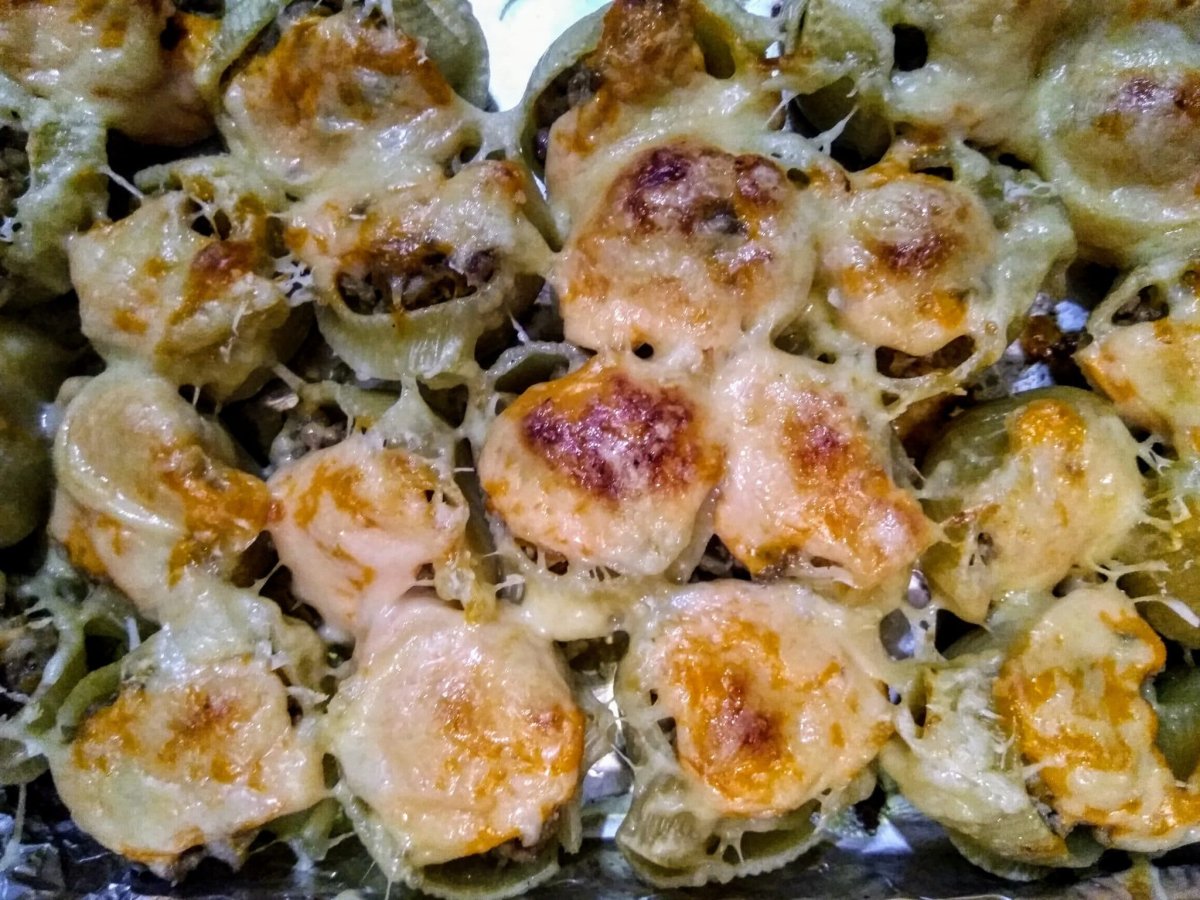 Фаршированные макароны ракушки с фаршем в духовке