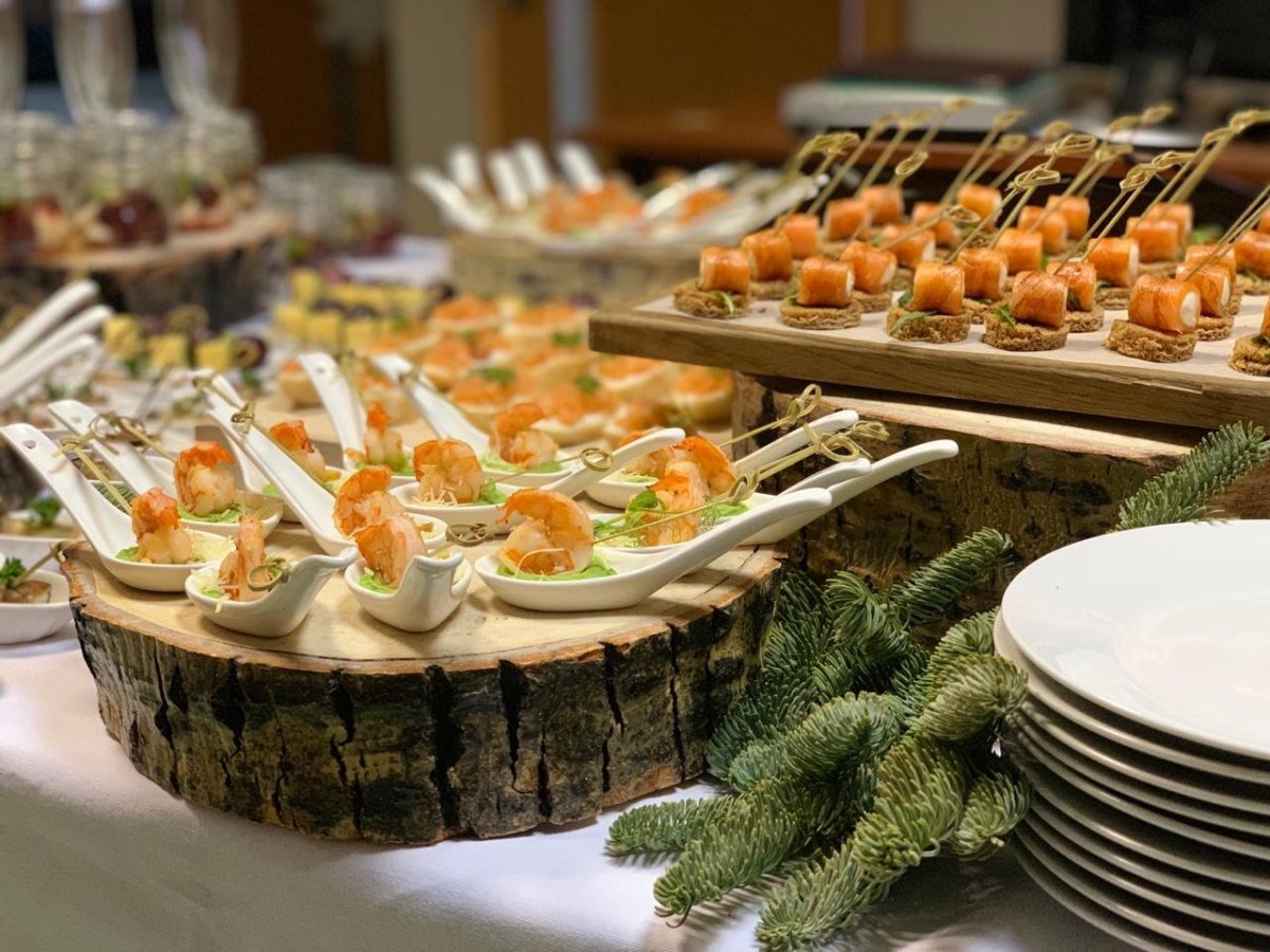 Закуски на фуршетный стол