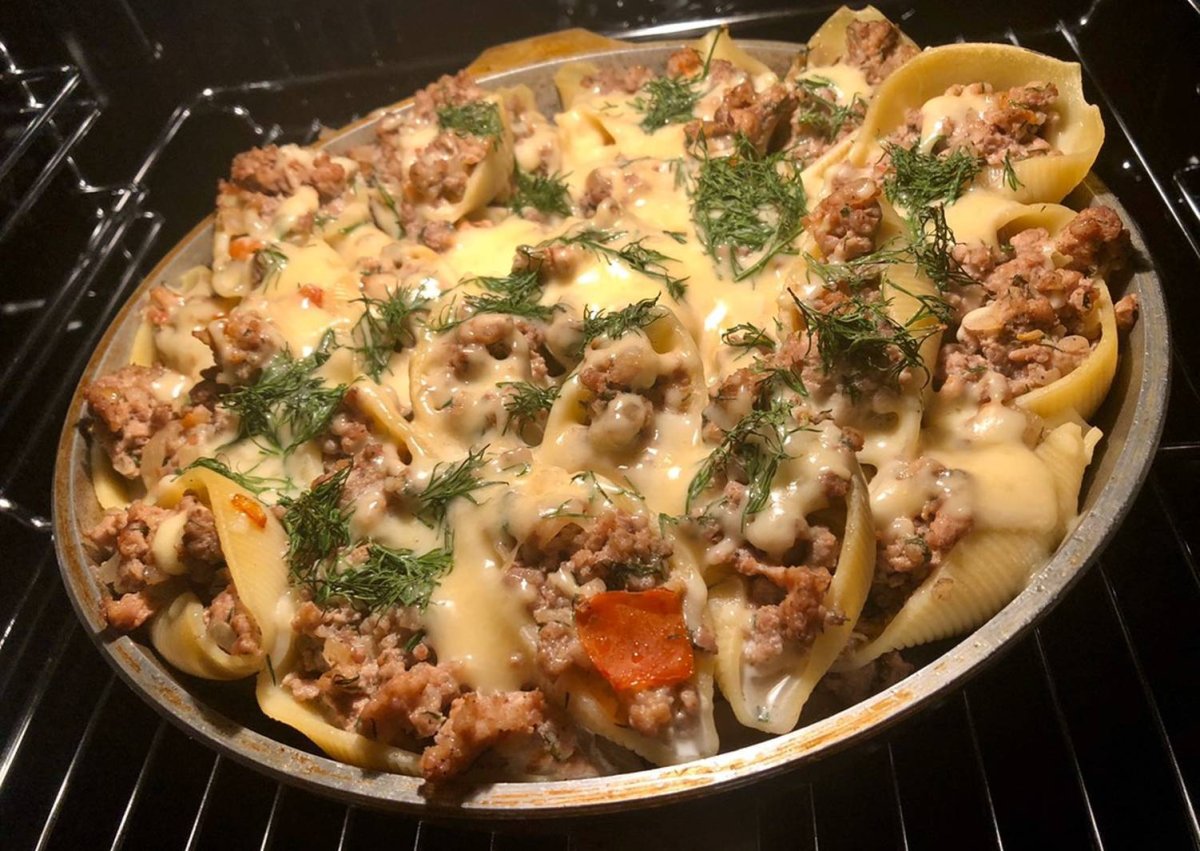 Фаршированные макароны ракушки