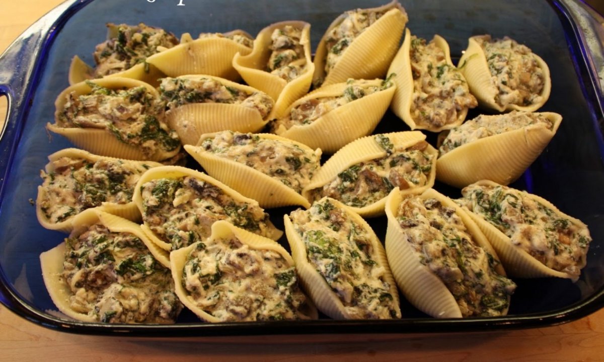 Макароны Феллини фаршированные