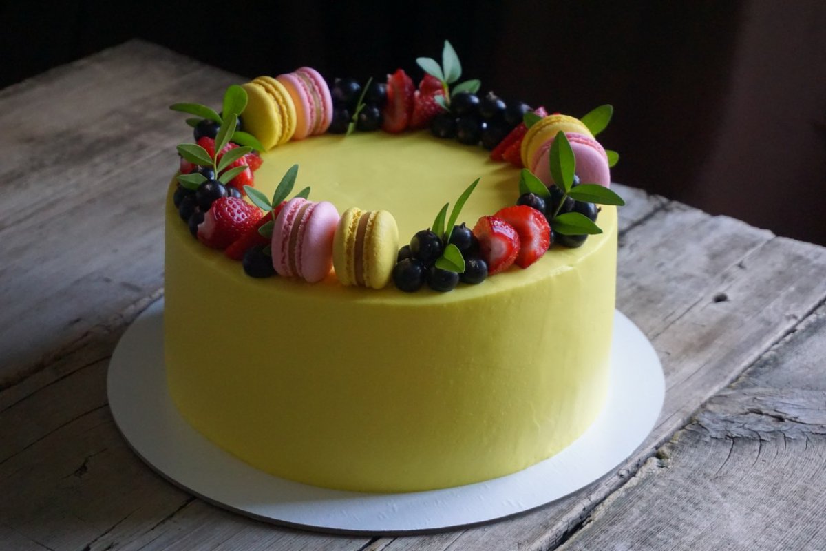 Декор торта манго маракуйя