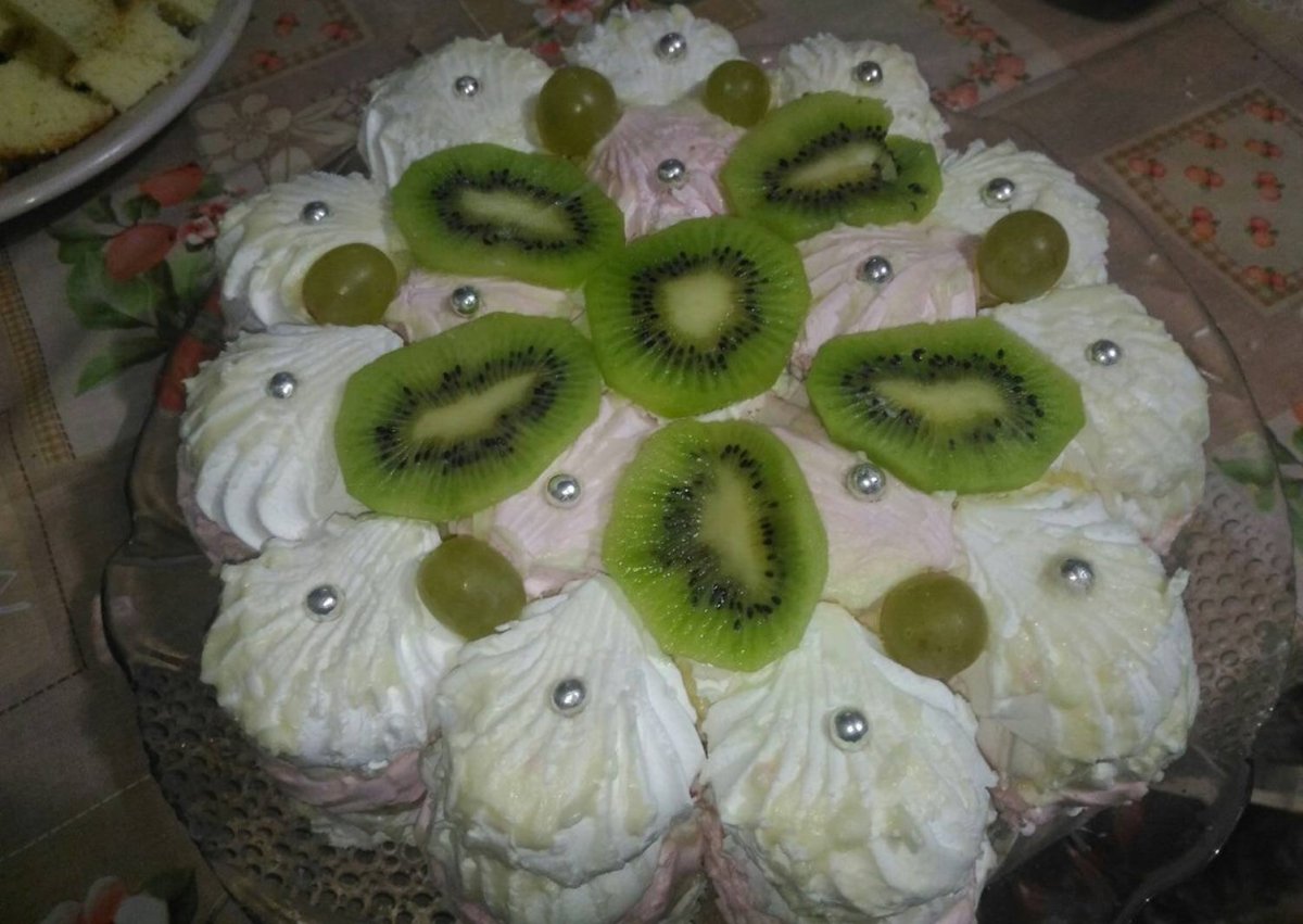 Торт зефирный с фруктами
