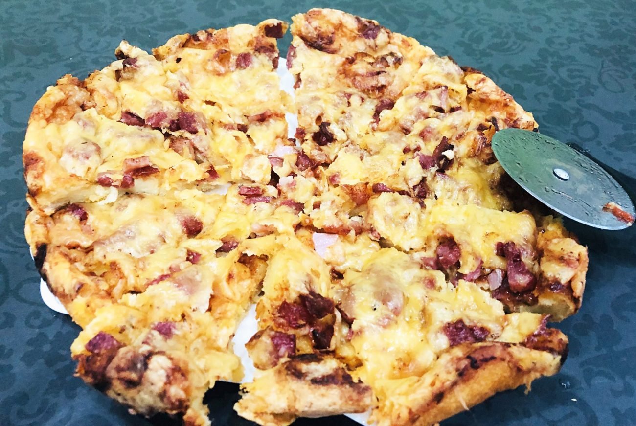 рецепт быстрого теста для пиццы на майонезе и сметане в духовке фото 105