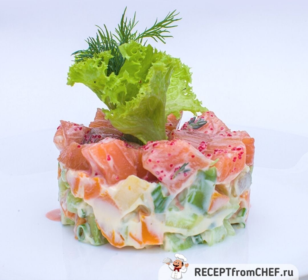 Оливье с семгой и авокадо