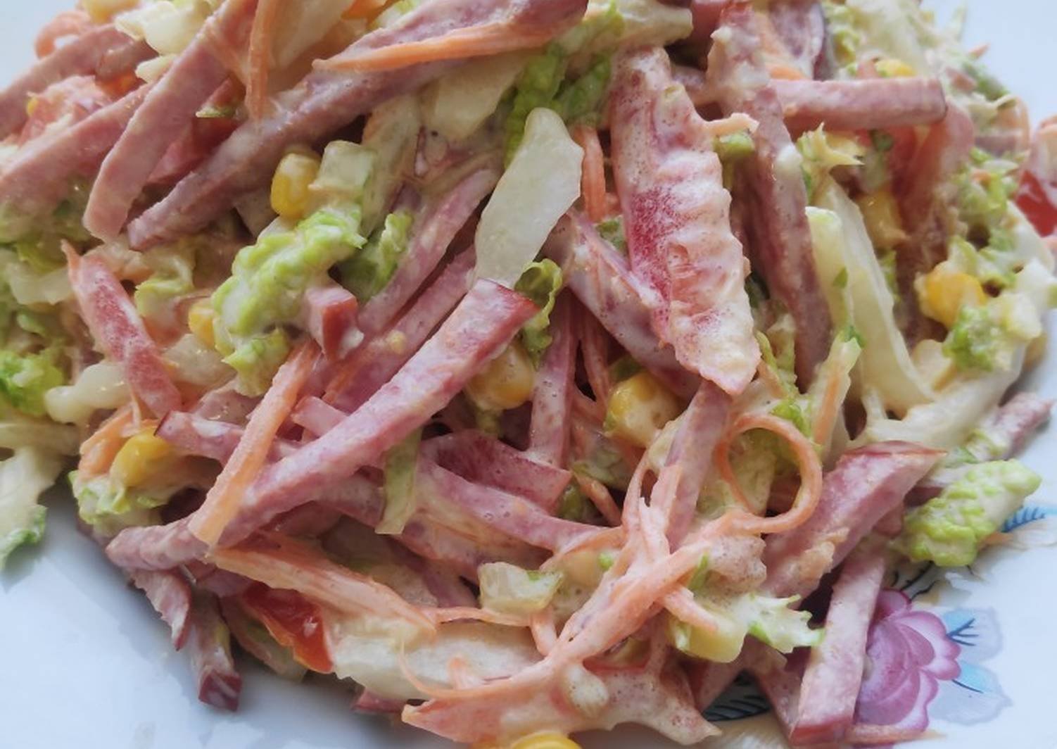 Салат обжорка рецепт с колбасой