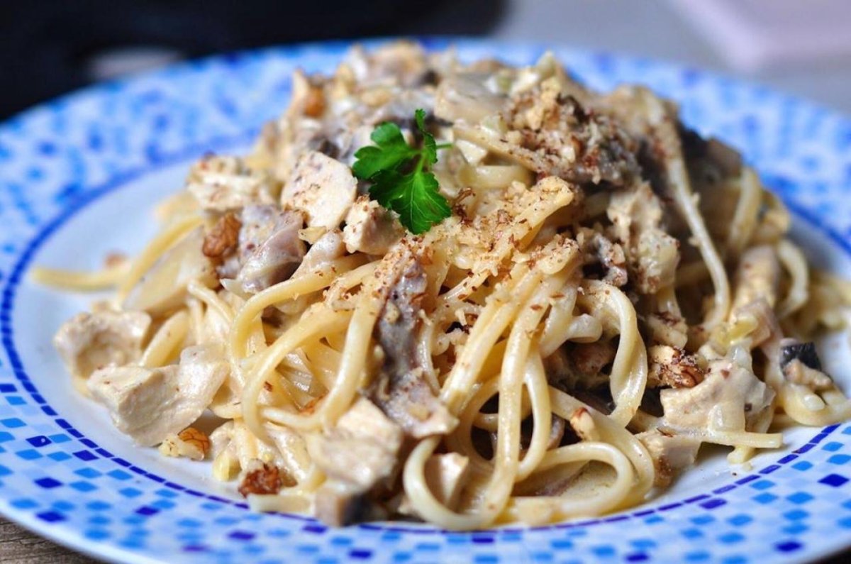 Паста лингвини с грибами