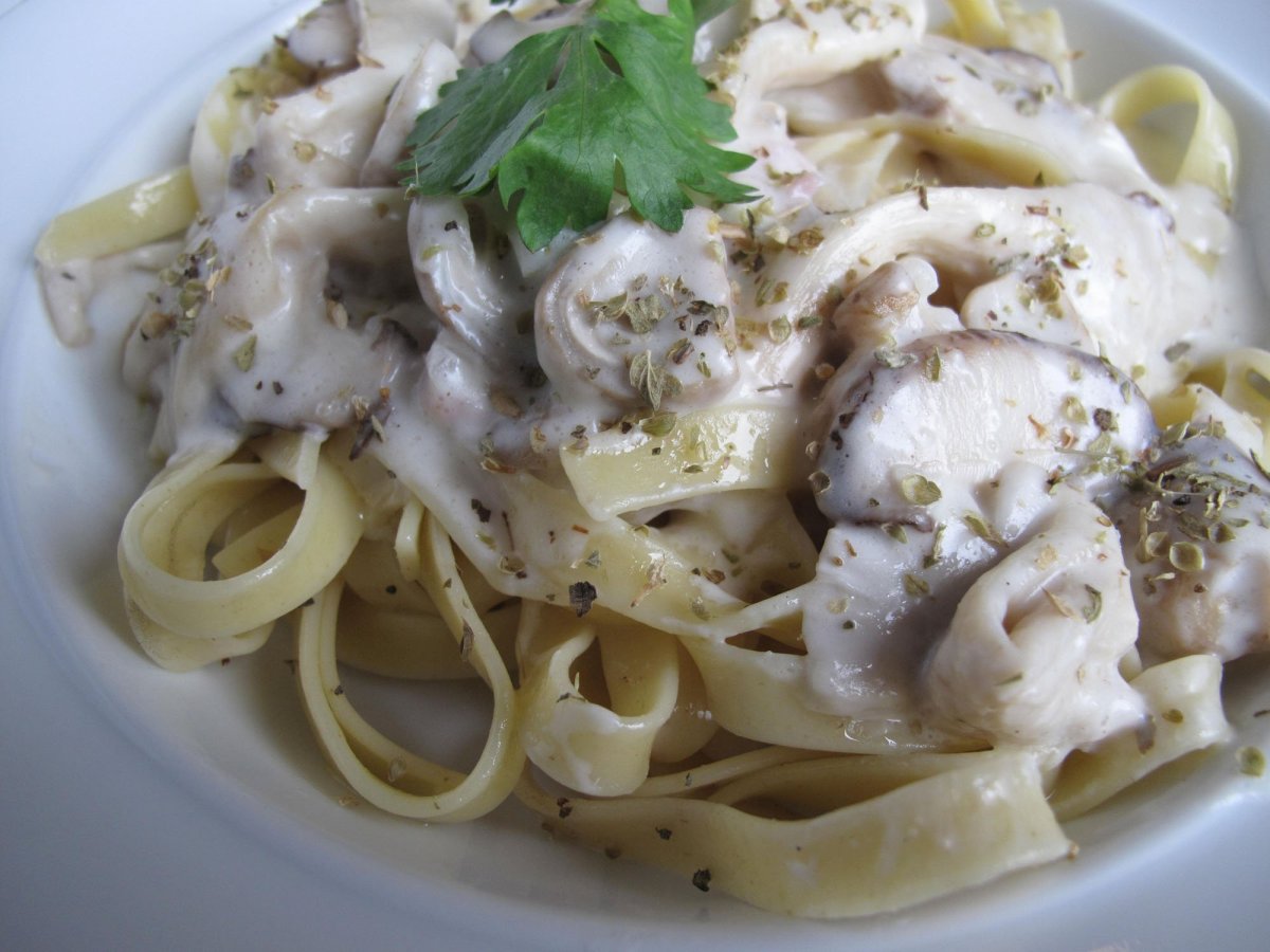 Паста фетучини с грибами