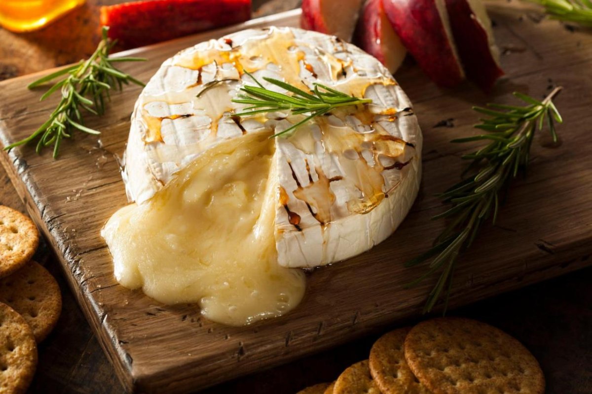 Камамбер в духовке