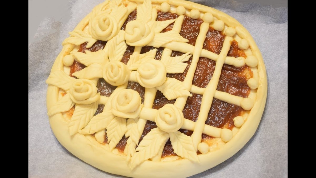 Украшение сладкого пирога