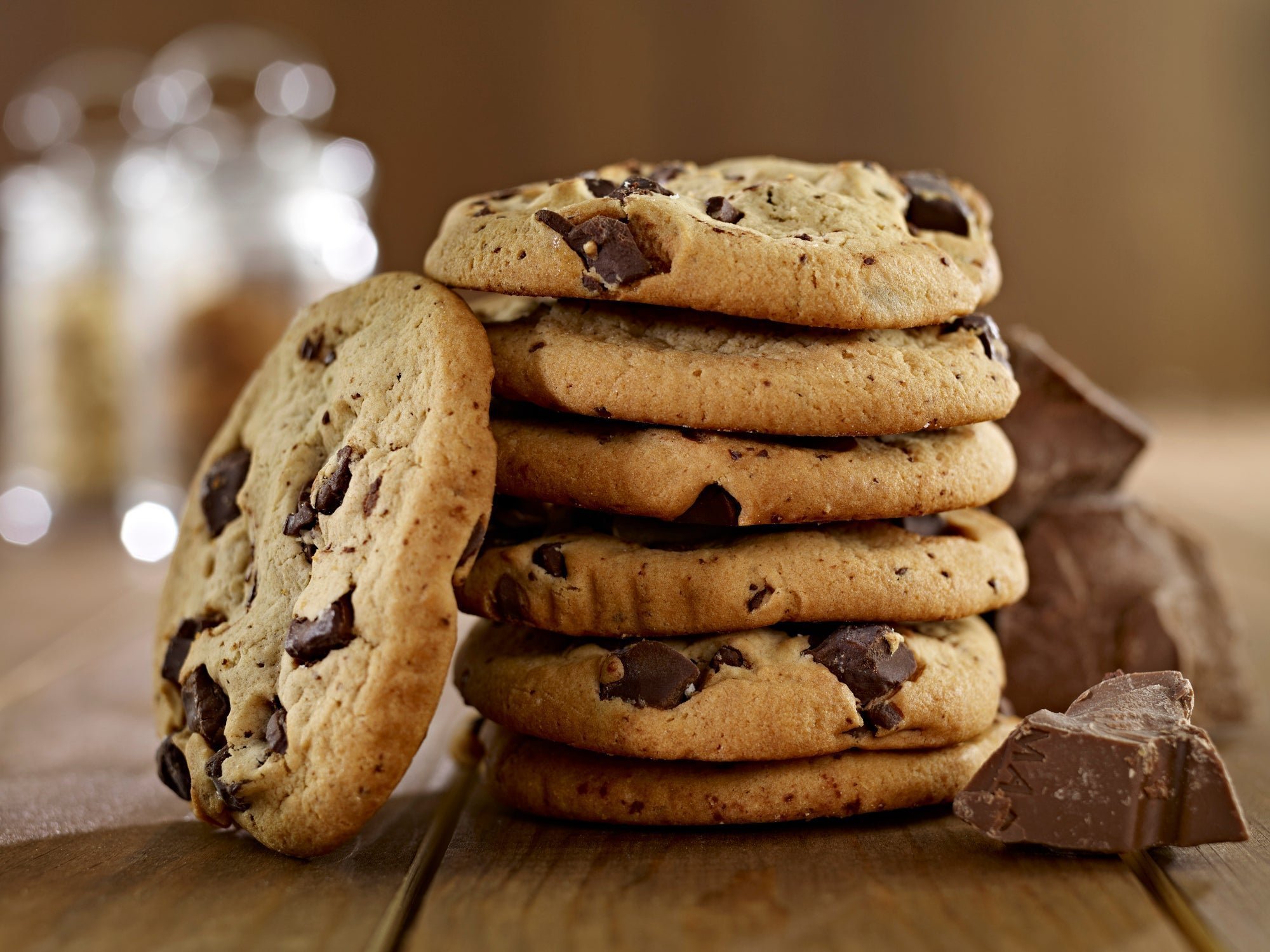 Cookie posting. Печенье Американ кукис. Американское шоколадное печенье кукис. Печенье Chocolate Chip cookies. Печенье с шоколадной крошкой.