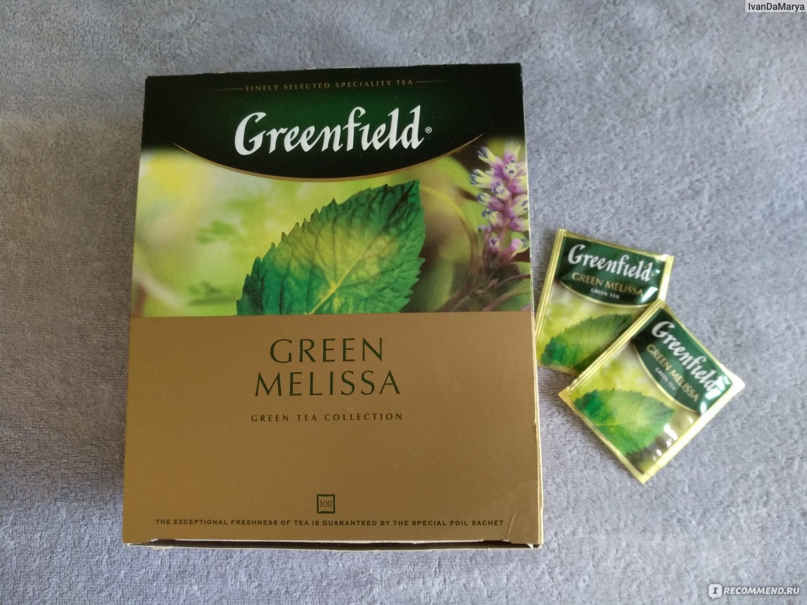 Пить чай с мелиссой. Чай Гринфилд зеленый с мелиссой. Чай зеленый Greenfield Green Melissa в пакетиках. Зелёный чай с мятой и мелиссой дринфилт.