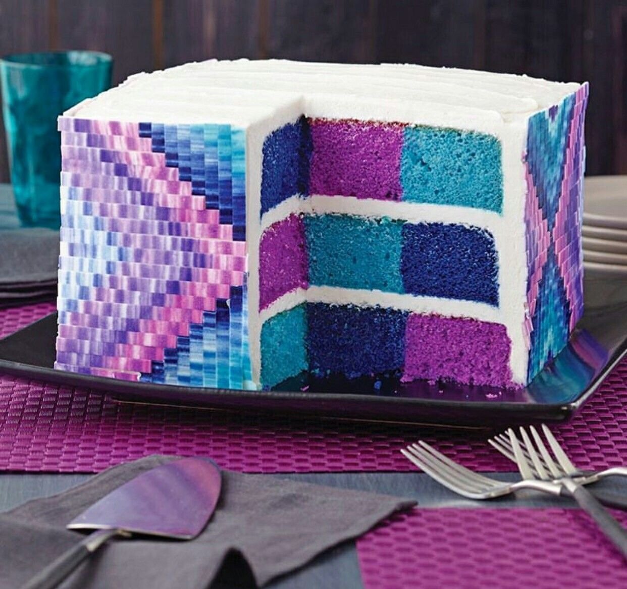Рецепты квадратики. Торт разноцветный. Квадратные тортики. Торт из квадратов. Торт квадратиками.