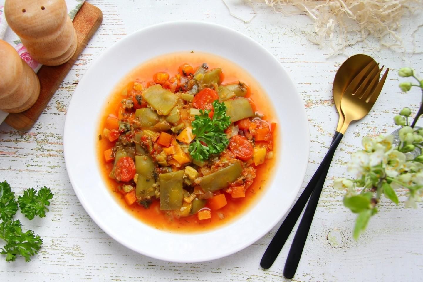 Постное рагу из овощей. Постные блюда. Овощи для супа. Суп в мультиварке. Постное блюдо овощное рагу.
