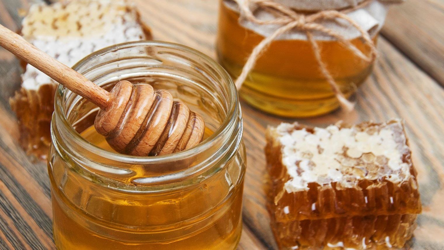 Мед в 6 месяцев. Баночка для меда. Красивые баночки для меда. Красивый мед. Мед фото.