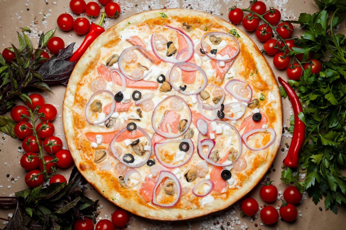 что входит в состав пиццы с морепродуктами фото 54