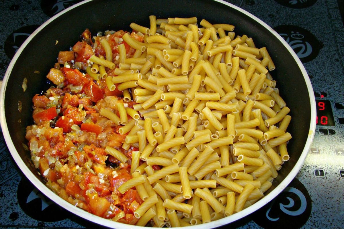 Макароны с овощами рецепт на сковороде