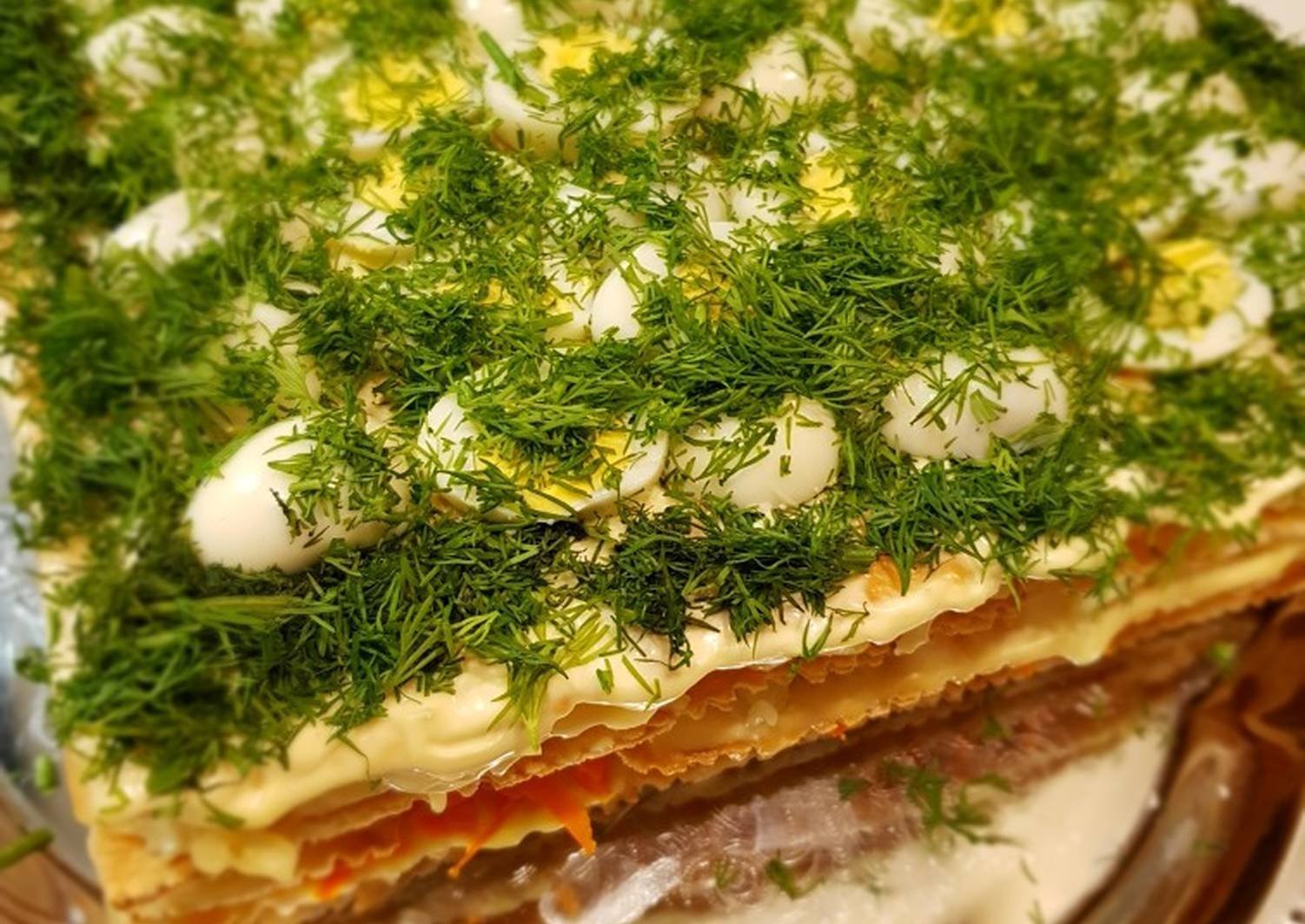 Закусочный торт праздничный. Скандинавский бутербродный торт. Бутербродный закусочный торт. Торт закусочный рыбный.
