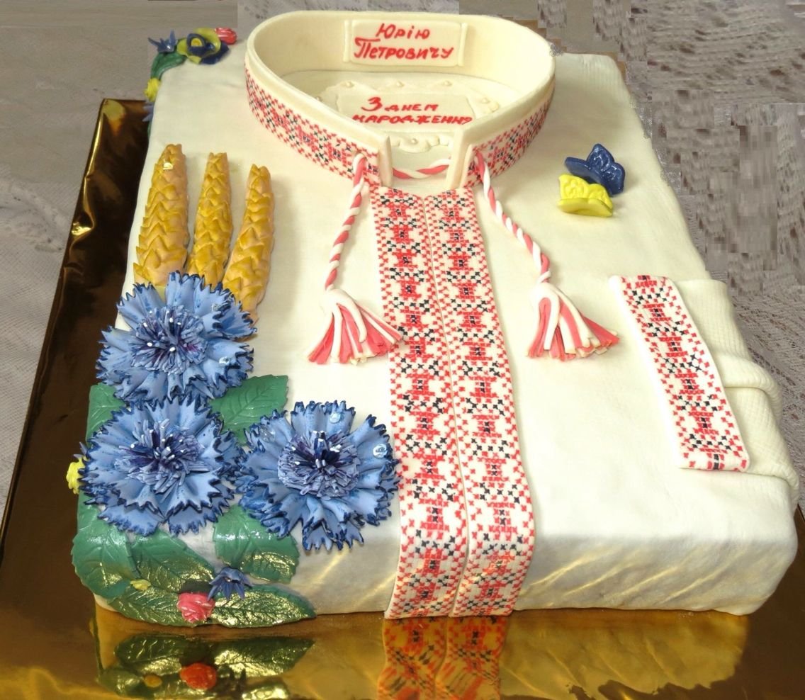Пшеничный торт. Торт с колосками. Торт с пшеничными колосками. Тортик в украинском стиле. Торт с вышиванкой.