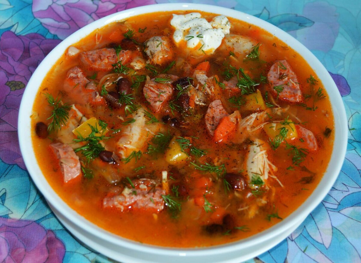 Венгерский фасолевый суп с копченостями