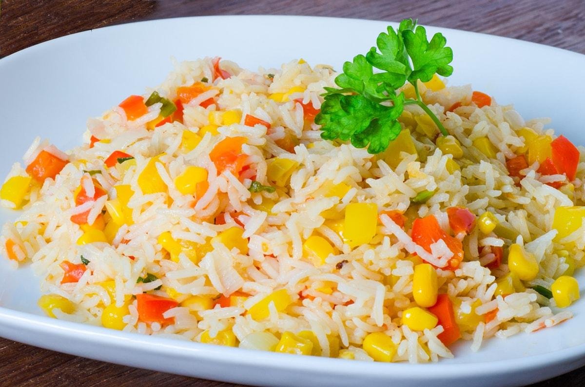 Рис без моркови. Рис с кукурузой. Рис с кукурузой и морковью. Рис с кукурузой и морковью и луком. Рис отварной с кукурузой.