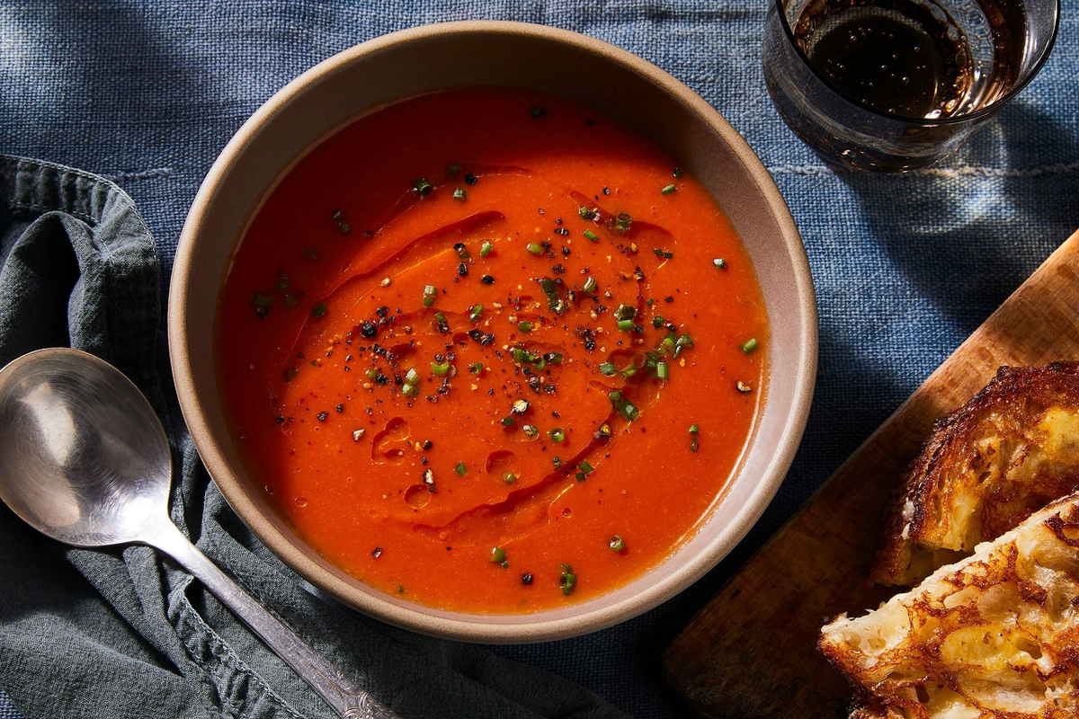 Суп из горбуши в томатном соусе